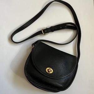 Vintage Coach Watson Saddle Bag 9981